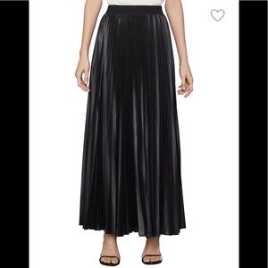 Bcbg long pleated maxi skirt, size XS, black